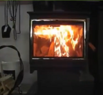 Viete správne zakúriť v krbe?